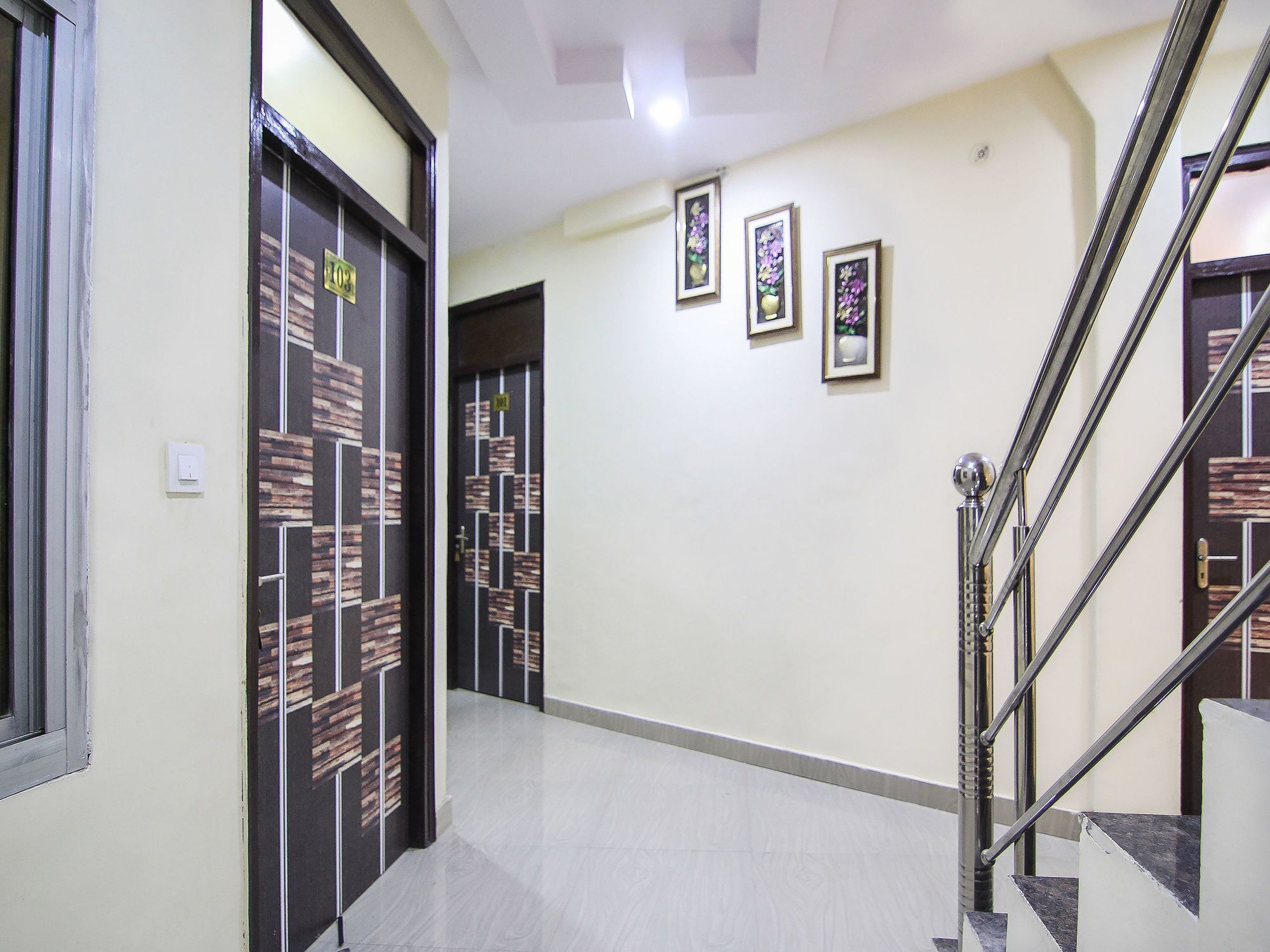 Super Hotel O Charbagh Formerly Khalsa Inn Lucknow Exterior photo